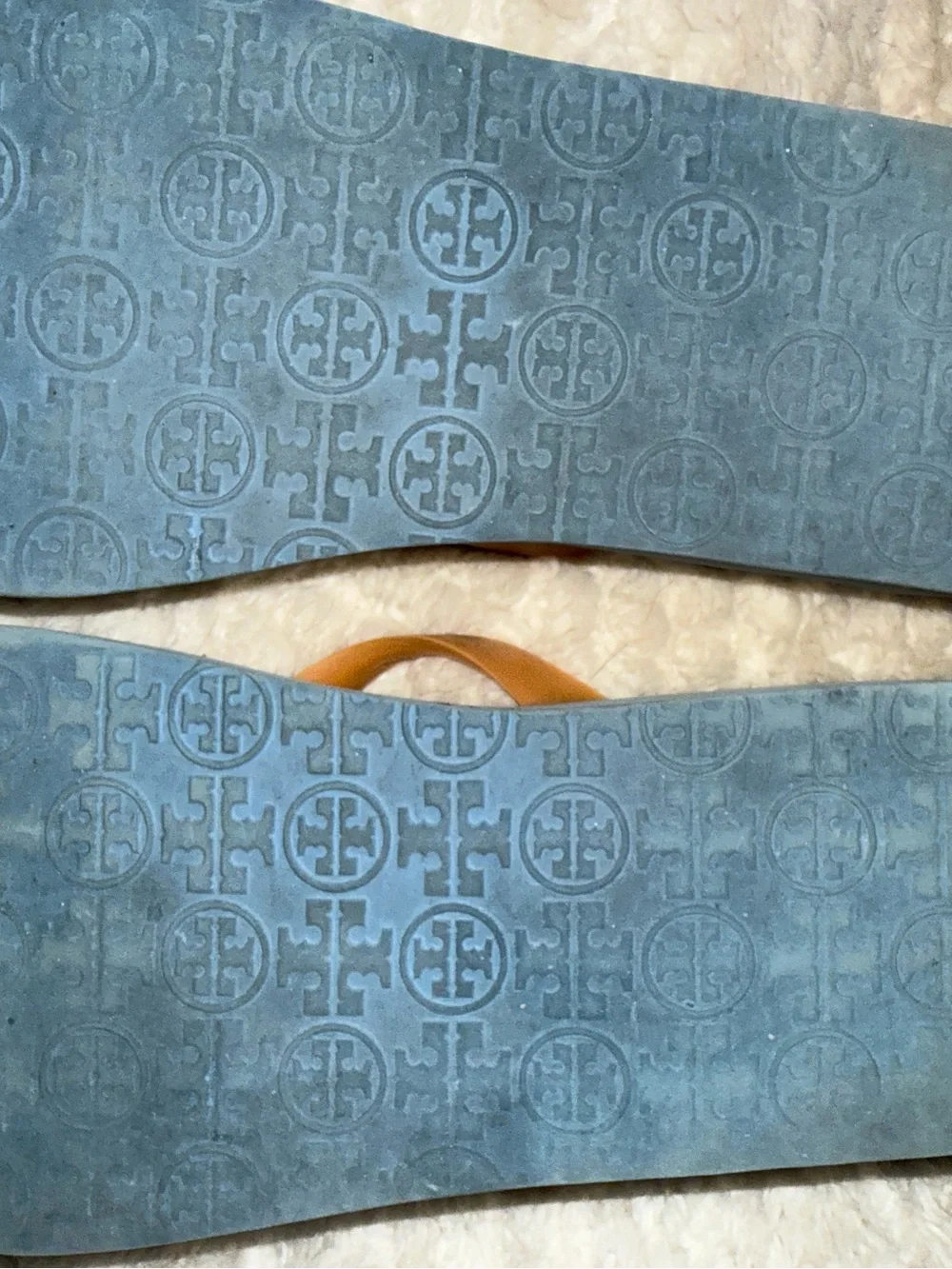 Tory Burch reposhing this